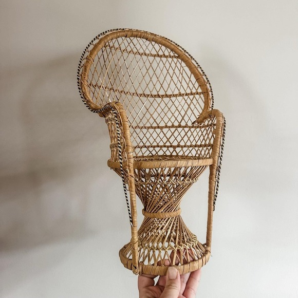 Peacock Wicker Fan Back Rattan Chair 16" Doll Plant Stand Boho Cottage Core - Picture 2 of 7